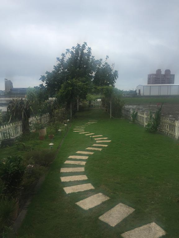 Breadtree Homestay Wujie Exteriér fotografie