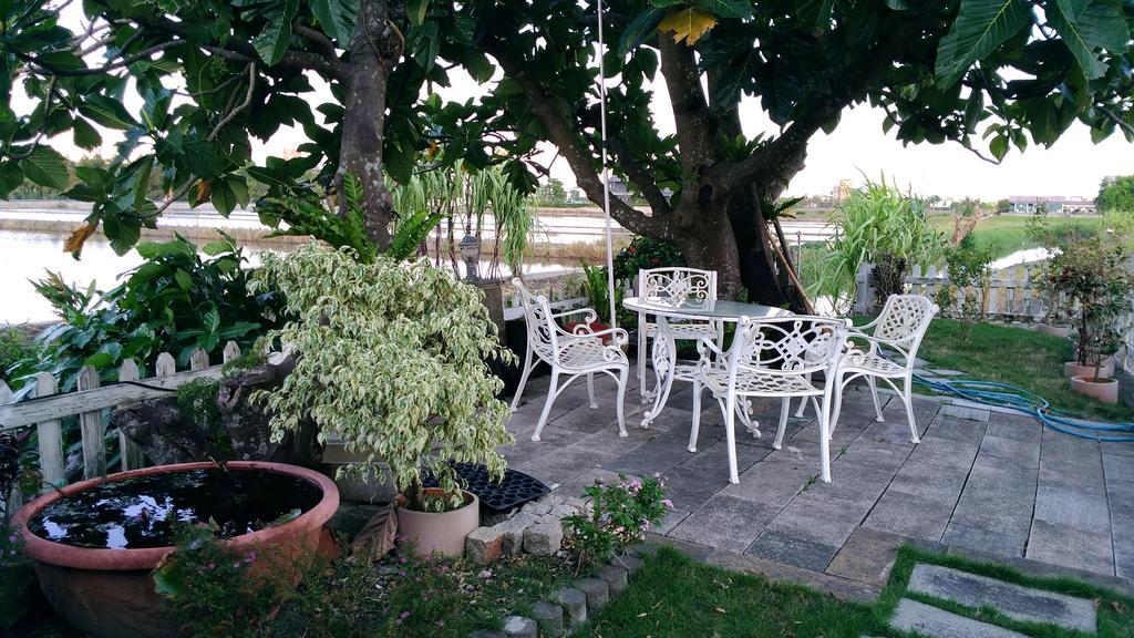 Breadtree Homestay Wujie Exteriér fotografie